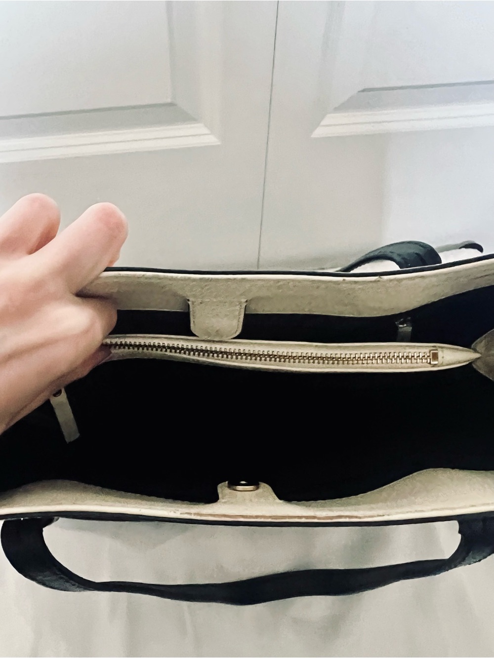 Kate Spade Black & Cream Leather Colorblock Tote - Picture 14 of 16